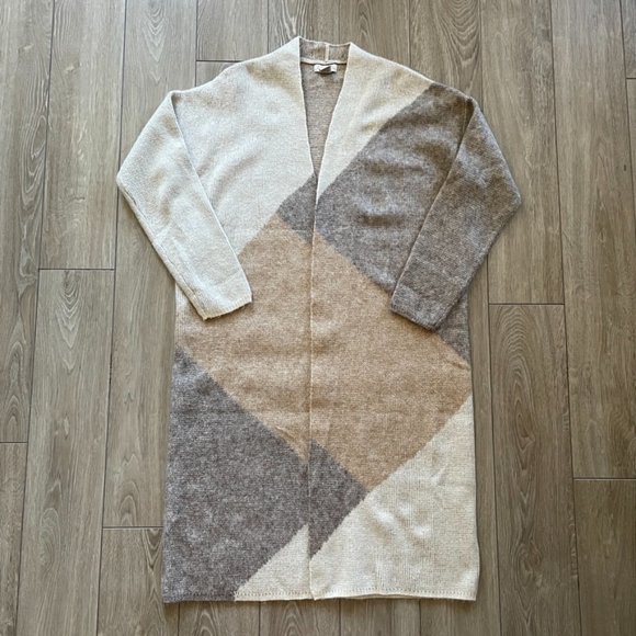 Ruby Moon | Soft Neutral Colour Block Duster Cardigan - Picture 4 of 9